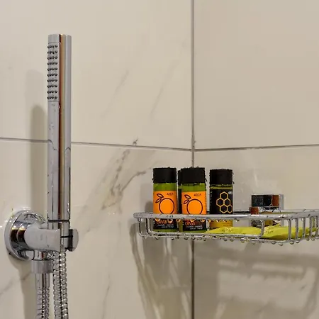 Elia Residences ハニア