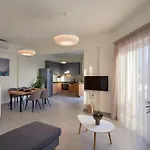아파트 Elia Residences *