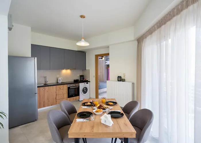 Elia Residences Апартаменты *