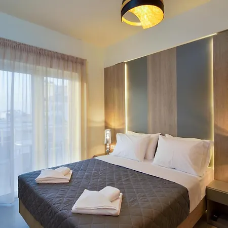 Elia Residences アパート