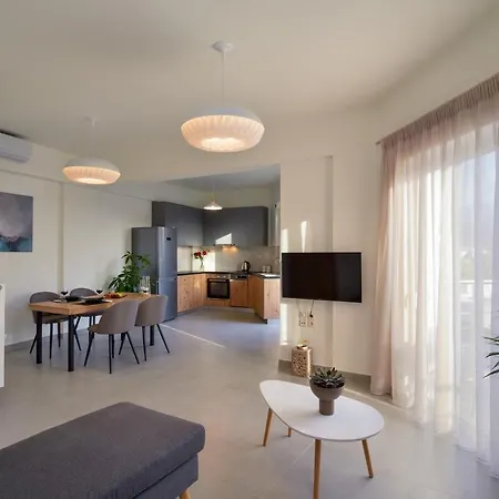 アパート Elia Residences *